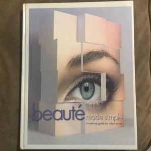 Beauté Made Simple by Robert Jones